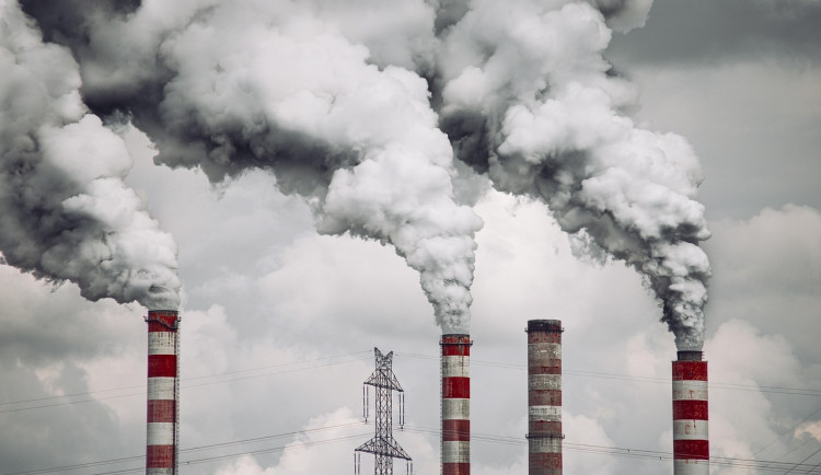 Návrh klimatického cíle EU vyvolává obavy o budoucnost českého průmyslu