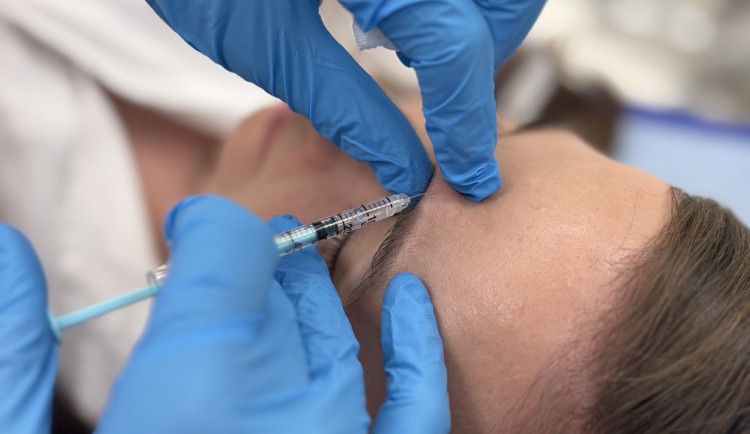 Revoluční novinka v jihlavské nemocnici umožní rychlejší a přesnější ošetření vrásek