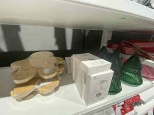 ANEKTA: Brno už se chystá na Vánoce, první obchody prodávají sváteční výzdobu