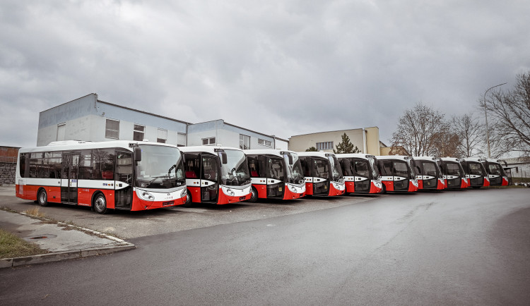 Při opravě Fryčajovy ulice bude z Bílovic do Obřan jezdit minibus na lince x75