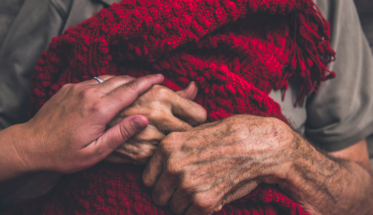 Hospicová péče dostane 31 milionů korun. Kraj vyhlásí dotace