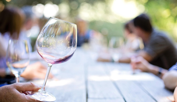 Začalo Pálavské i Znojemské vinobraní. Míří na ně desítky tisíc lidí