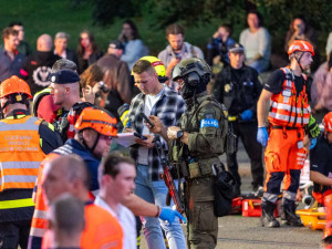 Policisté v centru Brna zasahovali proti střelci. Šlo o cvičení, uklidňují