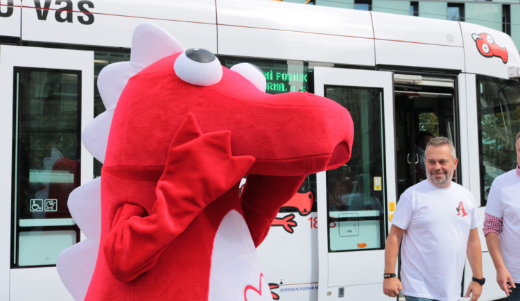 FOTO: Cestování po Brně zrychlí nová aplikace a dráček Čenda Štatlík