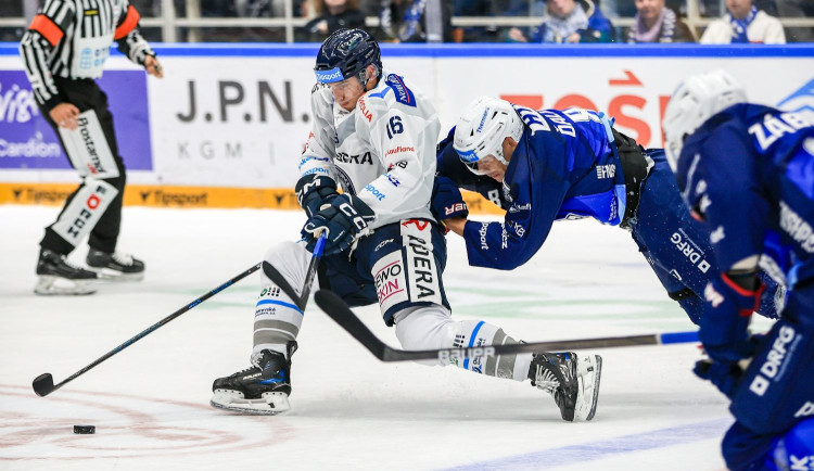 Hokejisté Komety porazili Vítkovice 5:2 a upevnili si vedení v tabulce
