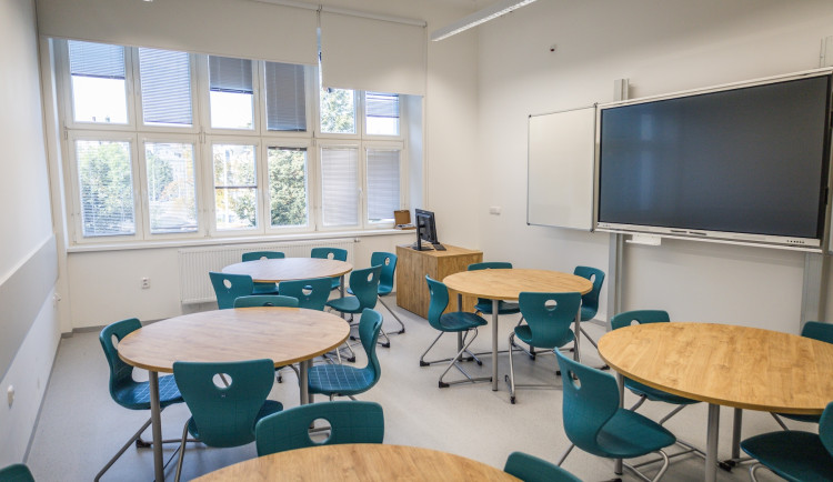 Jihočeská univerzita opravila budovy v Dukelské ulici. Práce vyšly na 120 milionů korun