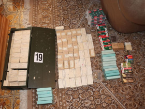 Muž z Břeclavi ukrýval ve skříni samopal i trhavinu. Zbrojní průkaz nevlastní