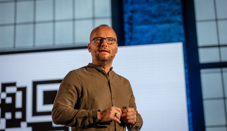 Dnes slaví narozeniny František Zeman