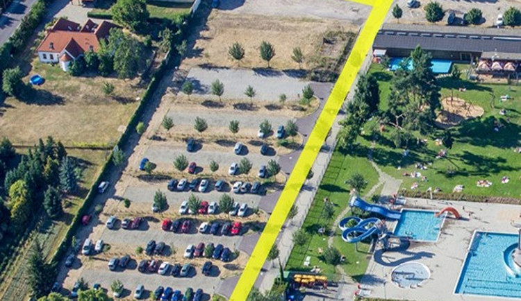 Nová ulice u Louckého kláštera ve Znojmě ponese jméno Konráda Oty