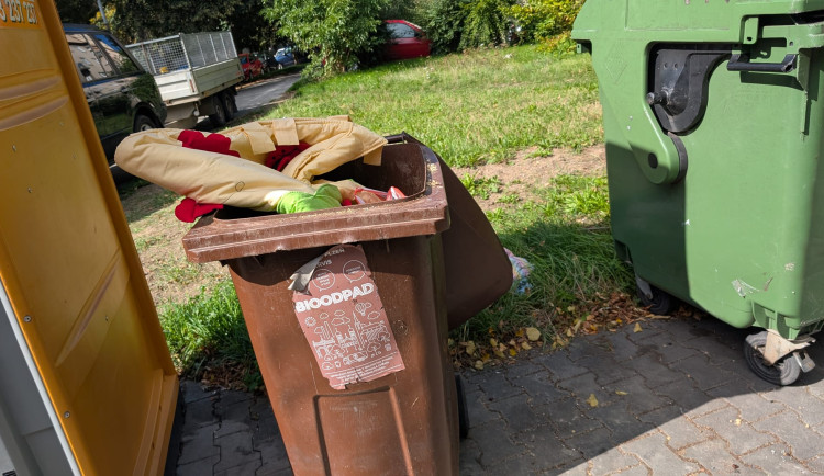 Co si myslí politici o plánovaném odstranění hnědých popelnic na bioodpad?