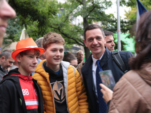 FOTO: Petr Fiala přijel tři dny před volbami do Brna na největší happening koalice