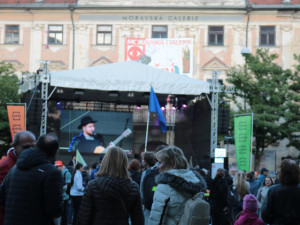 FOTO: Petr Fiala přijel tři dny před volbami do Brna na největší happening koalice
