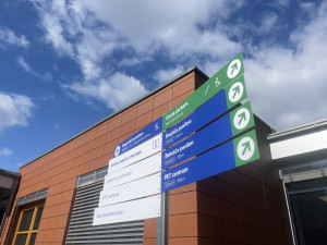 Masarykův onkologický ústav plánuje nové značení. Cedule určí pohyb očí pacientů