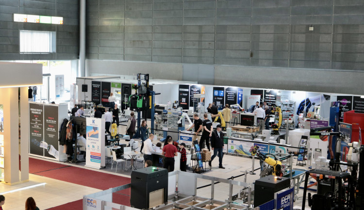 V Brně pokračuje Mezinárodní strojírenský veletrh