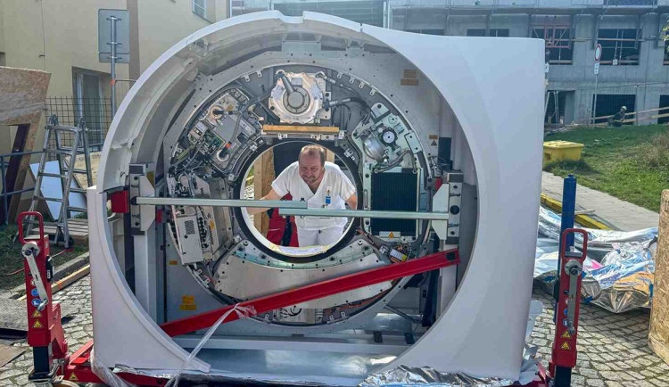 Inovativní diagnostika: v olomoucké fakultce instalují špičkový CT systém