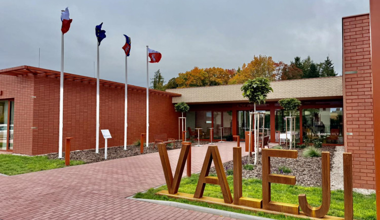 Bydžov má nový domov pro seniory. Jeho stavba vyšla na 240 milionů korun