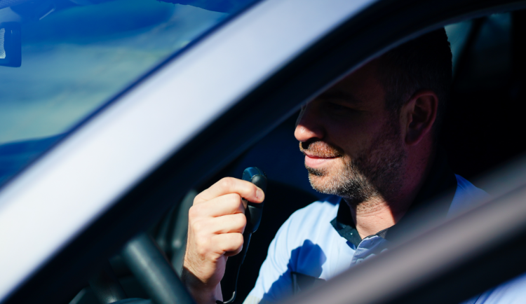 Muž používal fix k ozvláštnění brněnských ulic. Nyní je podezřelý ze spáchání trestného činu