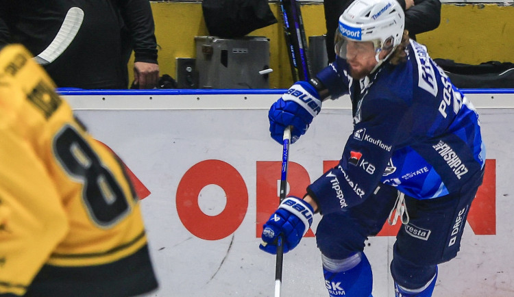 Kometa díky skvělé druhé třetině otočila zápas v Litvínově. Flek slavil hattrick