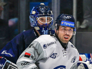 Hokejisté Plzně porazili v souboji o 2. místo Brno, nájezdy rozhodl Petman