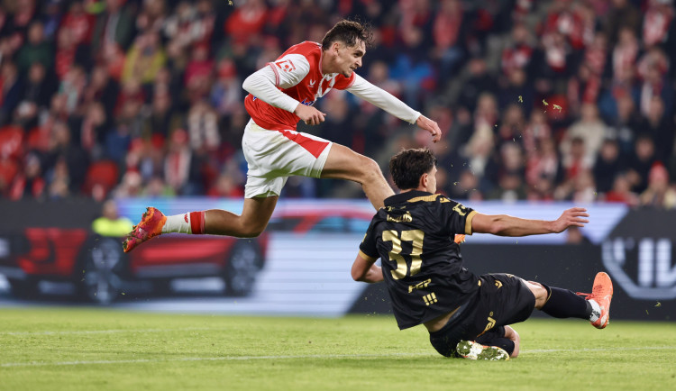 Fotbalisté Slavie vyhráli v Ostravě a prolomili sérii tří remíz