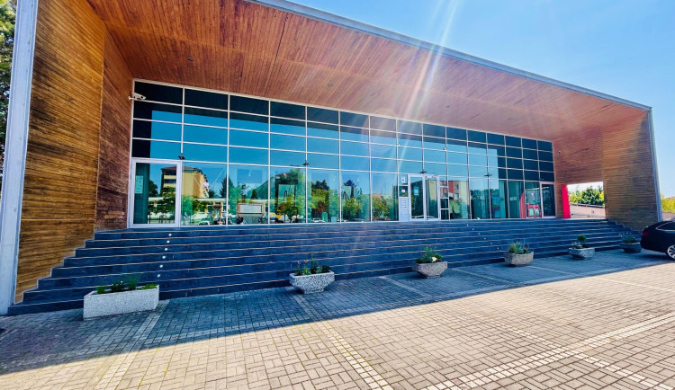 Knihovnou roku 2025 je Mokrá-Horákov na Brněnsku. Porota ocenila péči o čtenáře