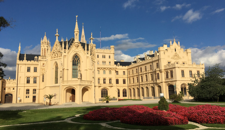 Zámky a hrady na jihu Moravy lákaly rekordní počet lidí. Nejvíc táhla Lednice