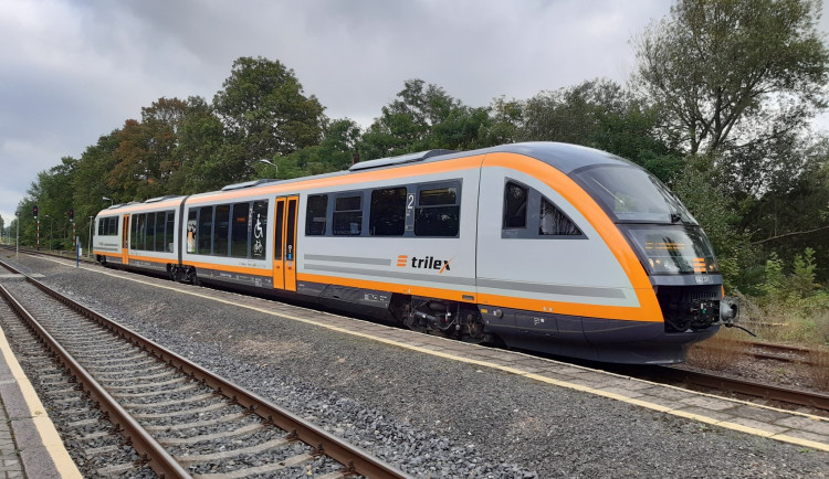 Vlaky z Liberce přes Hrádek nad Nisou do Žitavy vyjedou zřejmě až v prosinci