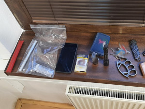 Policisté u Hodonína nevěřili vlastním očím. Motorkář pod vlivem vezl střílející tužku