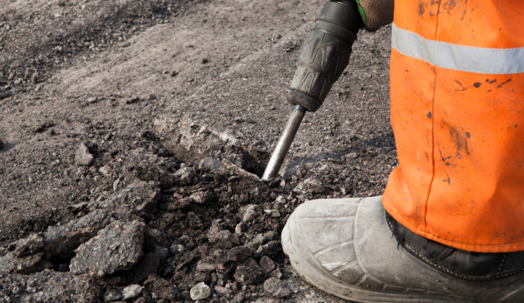 V Náchodě se uzavře křižovatka ulice Za Přádelnou. Důvodem je oprava po havárii plynovodu