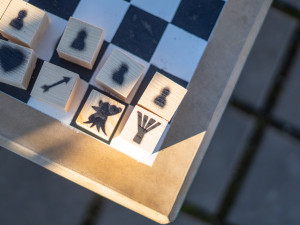 Kohoutovice mají venkovní šachy bez zámku, figurky hlídá celé sídliště