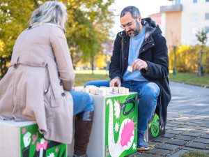 Kohoutovice mají venkovní šachy bez zámku, figurky hlídá celé sídliště