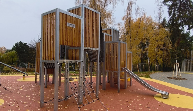 5cf88a2f427a4be567f5 (1)