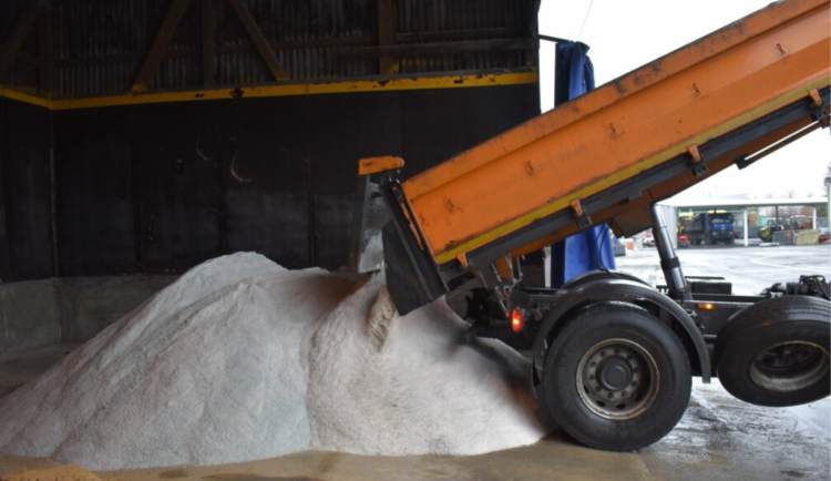 Frýdek-Místek se chystá na zimu. Ve skladu už má přes 1000 tun soli