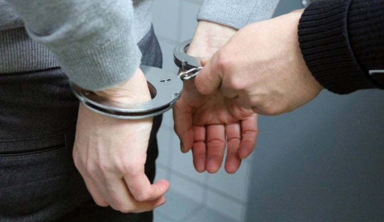 Za týrání a vraždu ženy na Semilsku si muž odpyká 17 let, se stížností neuspěl