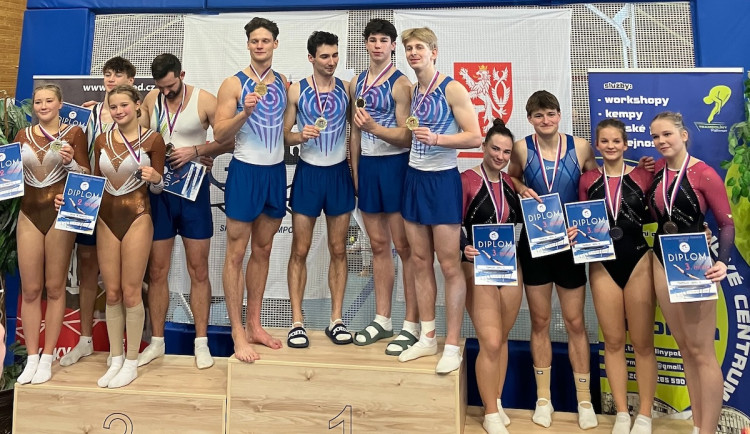 Bronz pro Liberec. Orionka hostila Mistrovství ČR družstev ve skocích na trampolíně