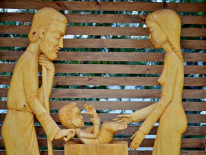 Vyřezávaný betlém ve Vyškově doplní nové figury, přibude třeba včelař