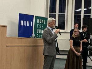 VIDEO: Studenti v Brně vyzpovídali prezidenta Pavla. Ptali se na Babiše i hospody