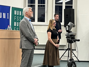 VIDEO: Studenti v Brně vyzpovídali prezidenta Pavla. Ptali se na Babiše i hospody