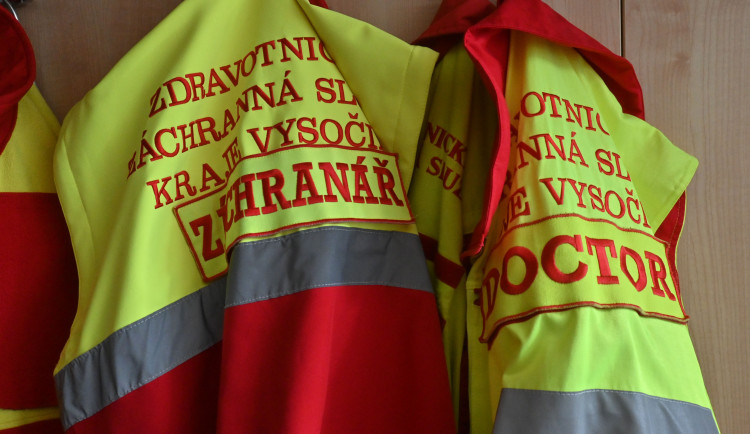 Policie šetří nehodu se zraněním v Jihlavě. Bouraly tam dvě Škodovky