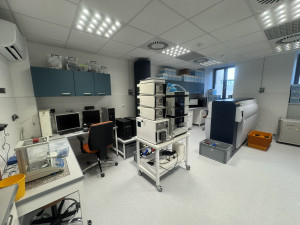 Larvy, které jedí plasty? Vědci v Brně zkoumají jejich schopnosti