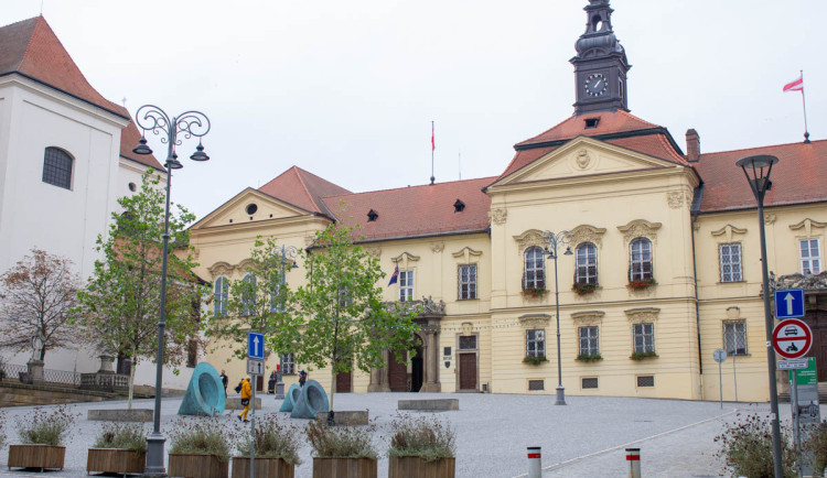 Rozdělanou práci nedáme, vzkazuje brněnské ANO. Odchod z koalice odmítá