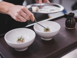 Na jih Moravy míří první michelinská hvězda. Získala ji restaurace Essens z Hlohovce