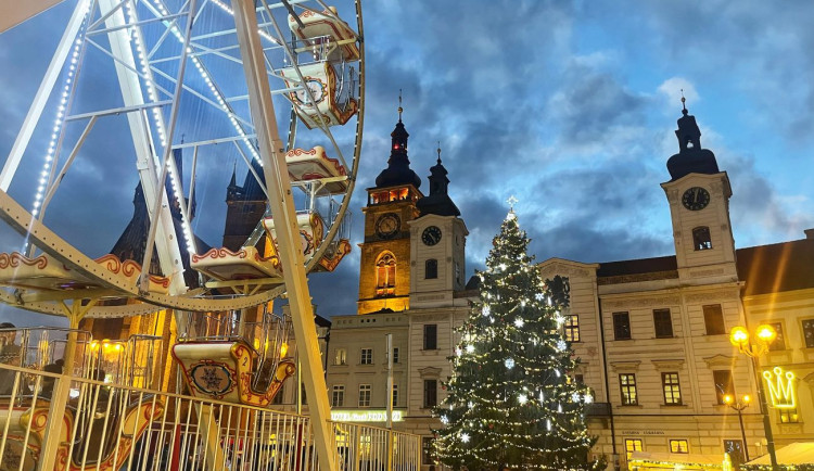 Na hradecké Královské trhy v týdnu dorazí Basiková a náměstí roztančí Jazz Police