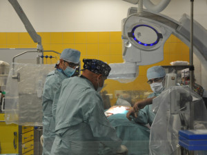 FOTO: Lékaři v Brně pomáhají lidem se srdeční vadou. Letos vyměnili 250 chlopní