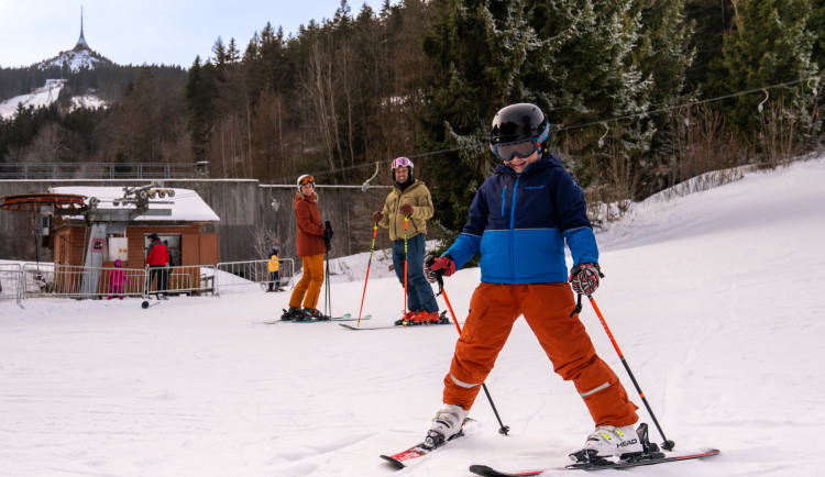 Skiareál Ještěd otevře na Silvestra další sjezdovku, oblíbenou Bucharku