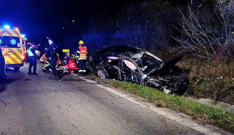 Loni zemřelo 34 osob při nehodách v Plzeňském kraji. Jedna havárie byla vraždou