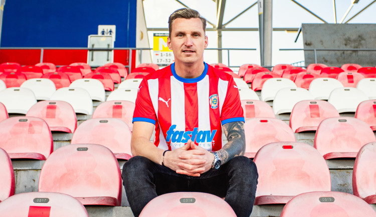 Zbrojovka chce do první ligy. Z Lotyšska přichází zkušený obránce Mareš