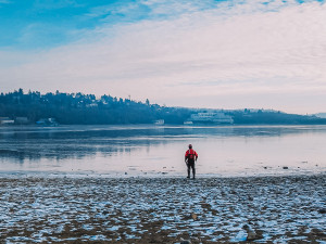 Led na Pryglu láká první odvážlivce. Vstup stále není bezpečný, varují strážníci