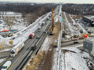 Silničáři bourají další most na D1, Kaštanová se na víkend zcela uzavře