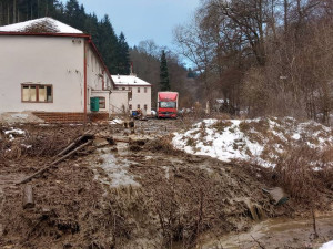 FOTO: Naředěná kejda z jímky na Znojemsku se už dostala do národního parku Podyjí